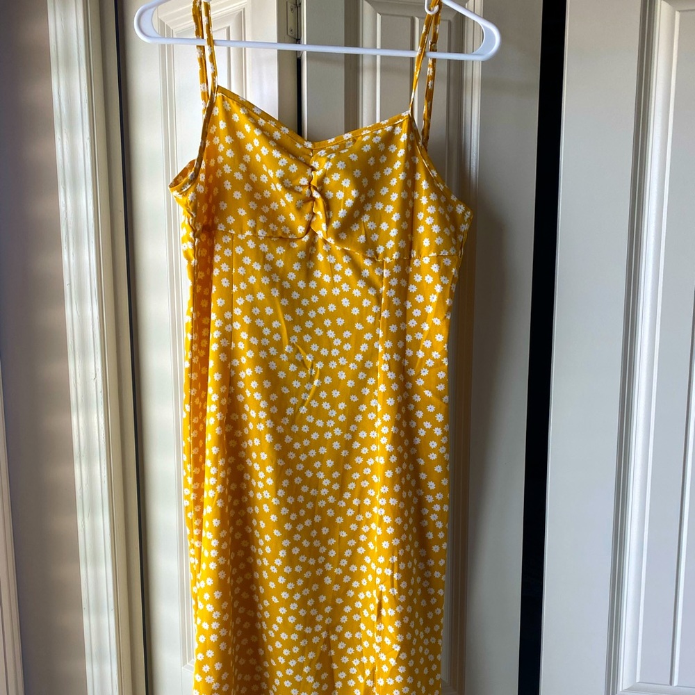 Yellow flower print midi dress